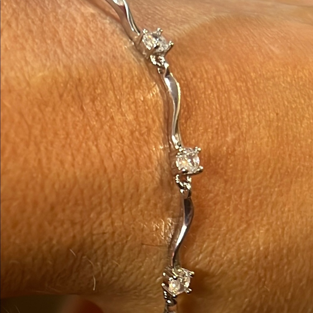925 Silver Bracelet with Sparkling Accents
